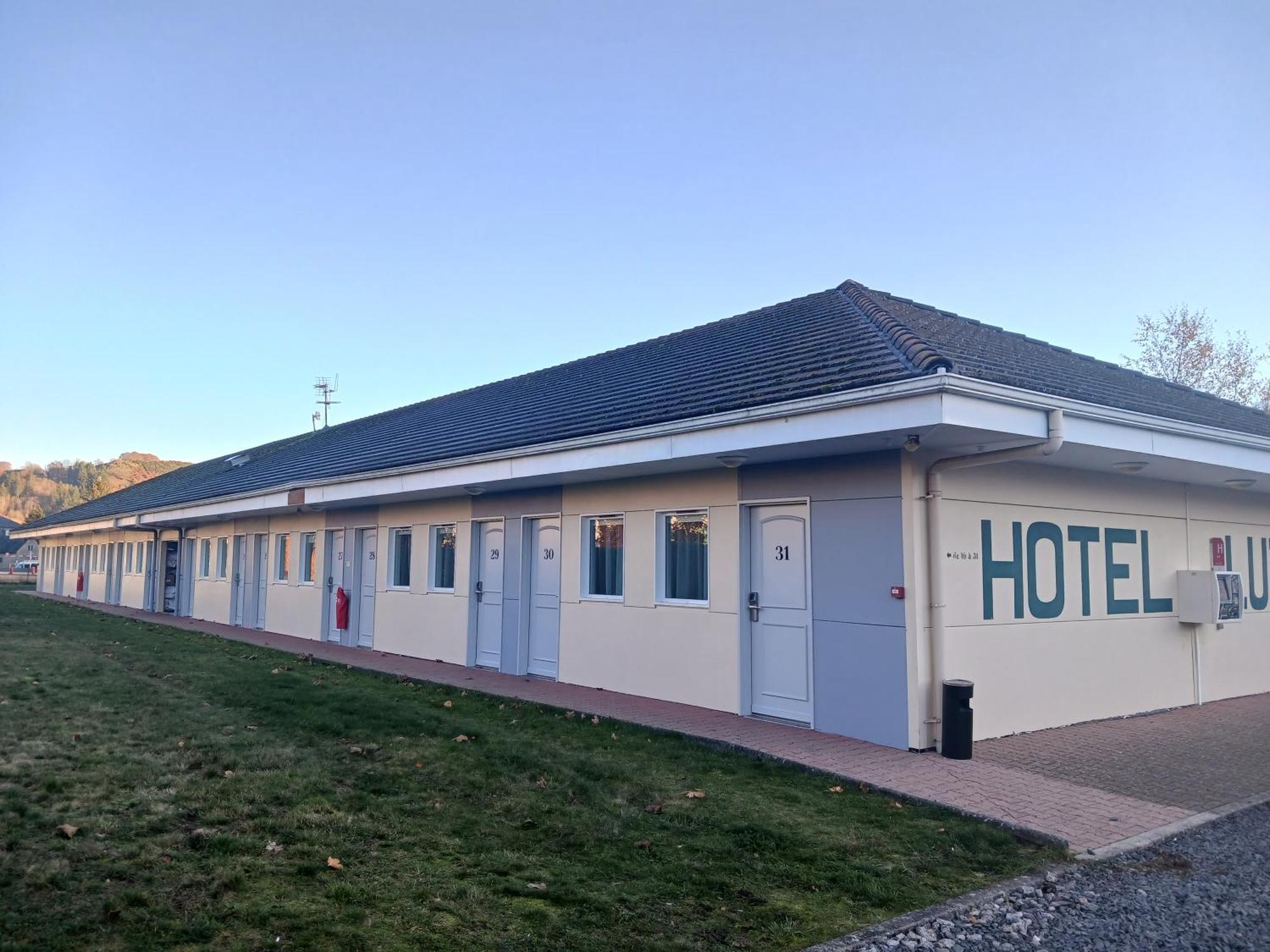 The Originals Access, Hotel Le Lutea Riom-ès-Montagne Kültér fotó